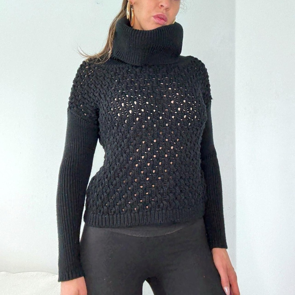 Alice + Olivia Black Open Knit Chunky Turtleneck Sweater